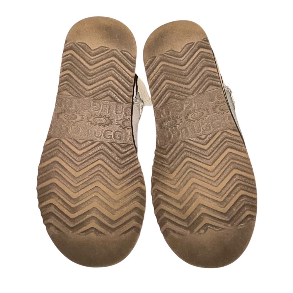 UGG Australia Classic Ultra Mini Cream Suede Ankle Boots Womens Size 8-8.5 - Picture 8 of 9